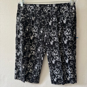 Women's Insight Shorts Size 12 Black White Floral Print